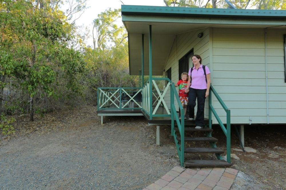 Capricorn Caves Hotel Rockhampton Exterior photo